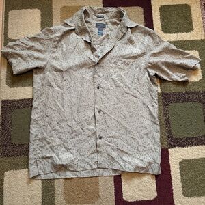 Crazy Horse by Claiborne 100% Silk Shortsleeve Button Down - Medium